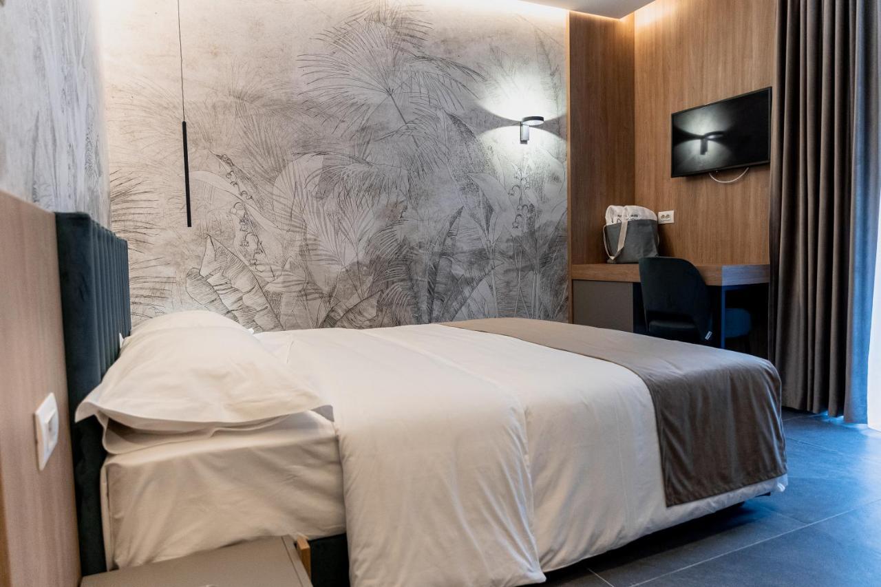 Hotel Ina Borsa  Bagian luar foto