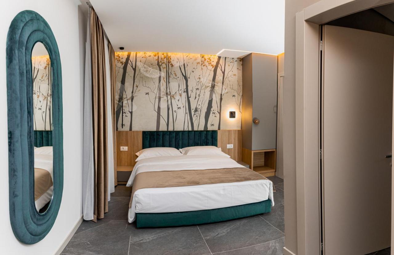 Hotel Ina Borsa  Bagian luar foto